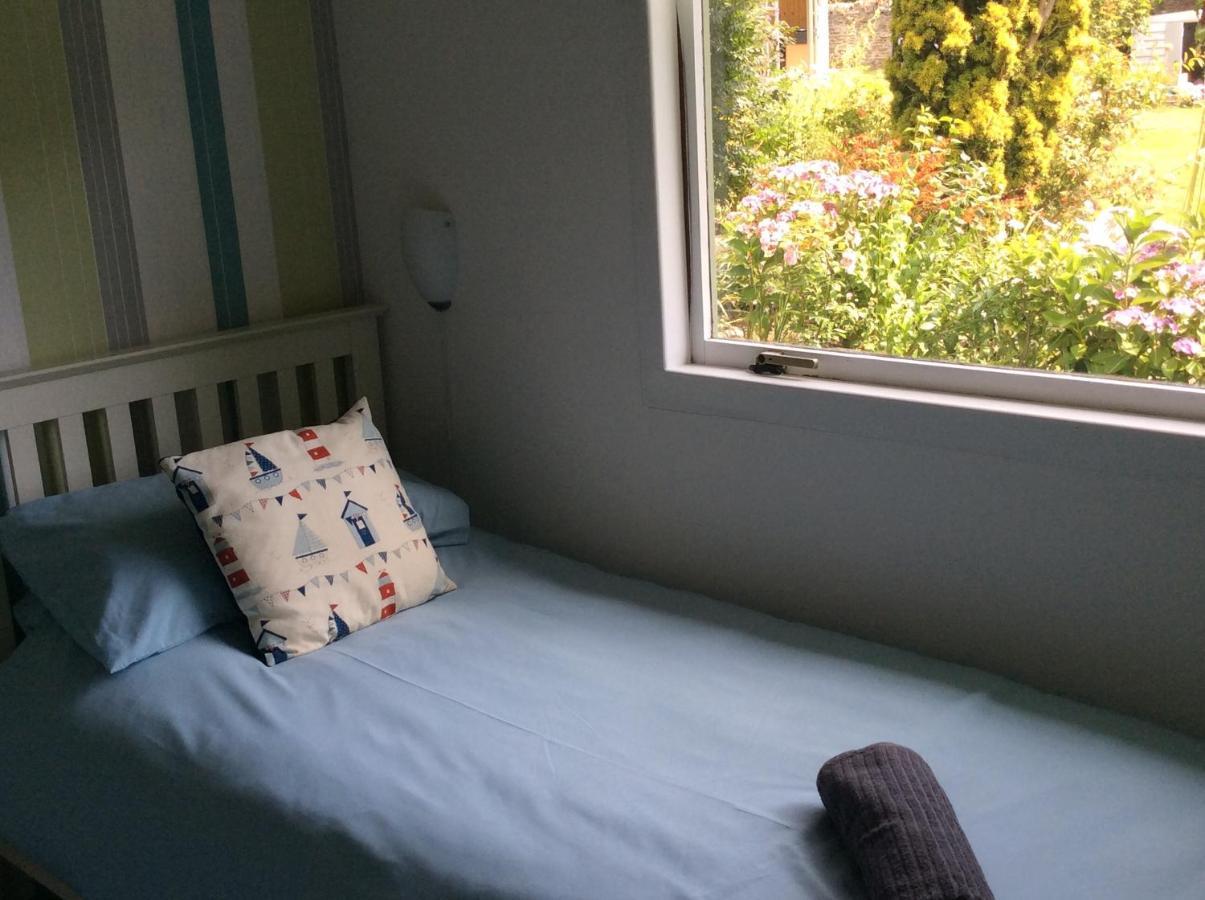 Beech Hut - A Streamside Family Escape Near Salcombe And Beaches South Milton Exterior foto