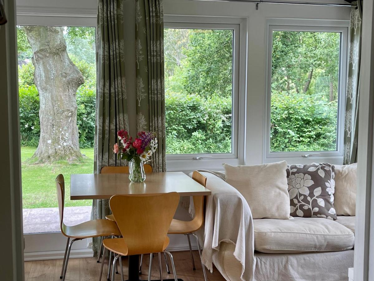 Beech Hut - A Streamside Family Escape Near Salcombe And Beaches South Milton Exterior foto